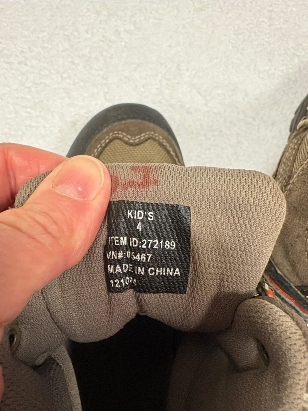 L.L. Bean waterproof tek 2.5  brown Kids Hiking boots size 4